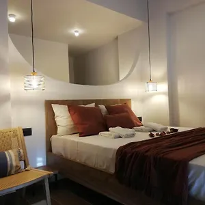  Apartment Simά